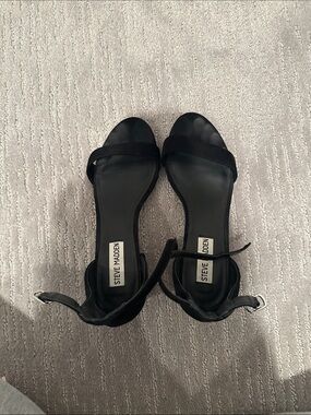 Steve Madden Black Open-Toe Ankle-Strap Sandals